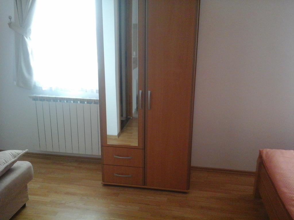 Apartments Dale Smoljanac Pokoj fotografie